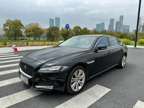 Jaguar XFL
