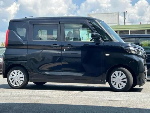 Mitsubishi eK Space