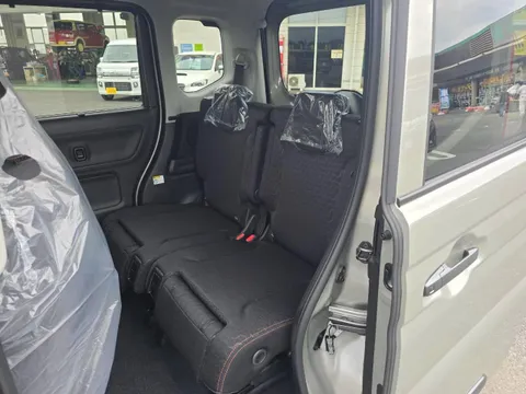 Suzuki Spacia Gear