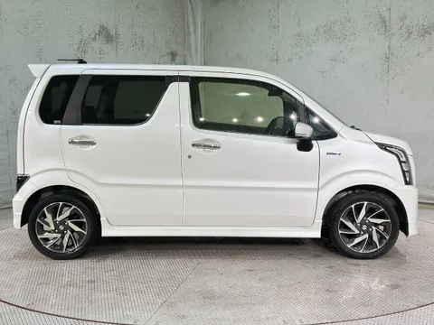 Suzuki Wagon R Stingray