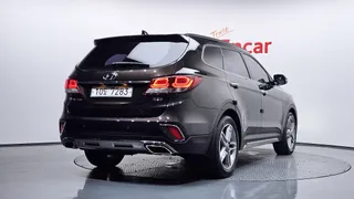 Hyundai Grand Santa Fe (Maxcruz)