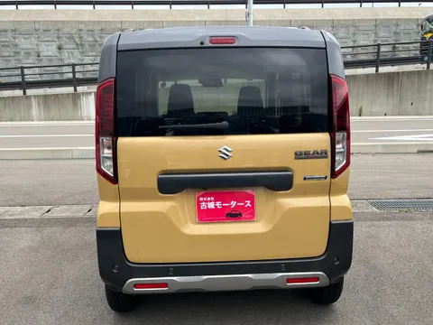 Suzuki Spacia Gear
