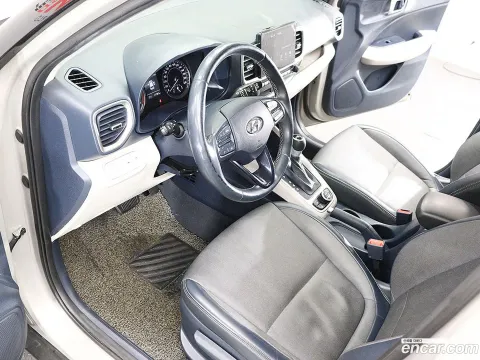 Hyundai Venue