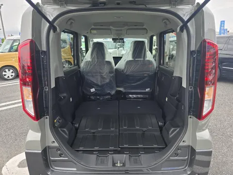 Suzuki Spacia Gear