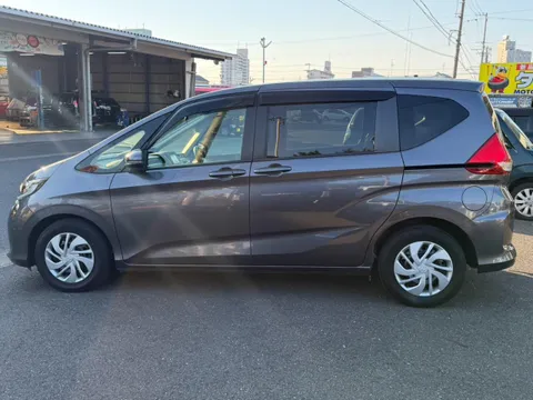 Honda Freed Plus