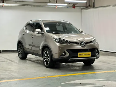 MG GS