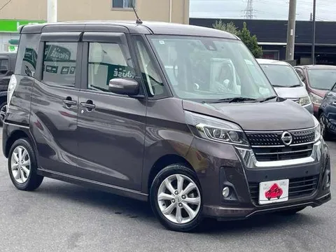 Nissan Dayz Roox