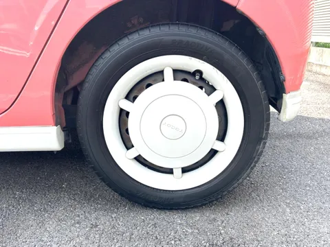 Daihatsu Mira Tocot