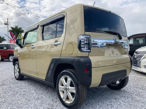Daihatsu Taft