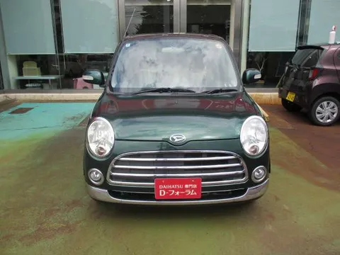Daihatsu Mira Gino