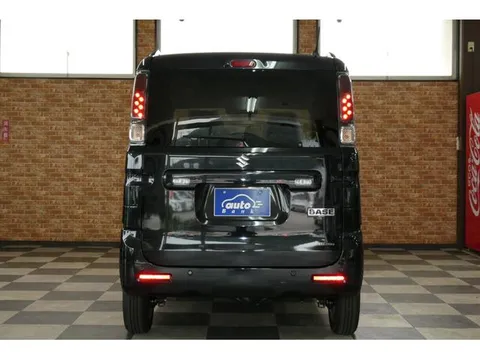 Suzuki Spacia Base