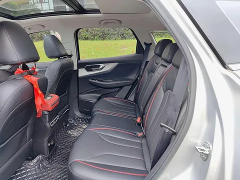 BAIC X7
