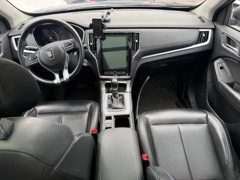 Roewe RX5