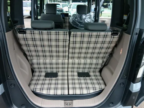 Honda N-BOX Joy