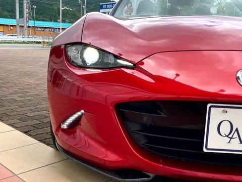 Mazda MX-5 (Roadster)