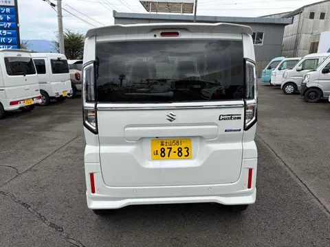 Suzuki Spacia Custom