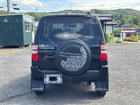 Mitsubishi Pajero Mini
