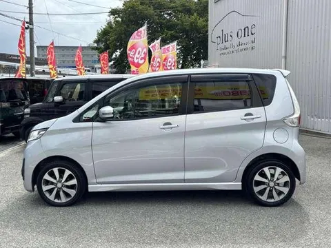 Mitsubishi eK Custom