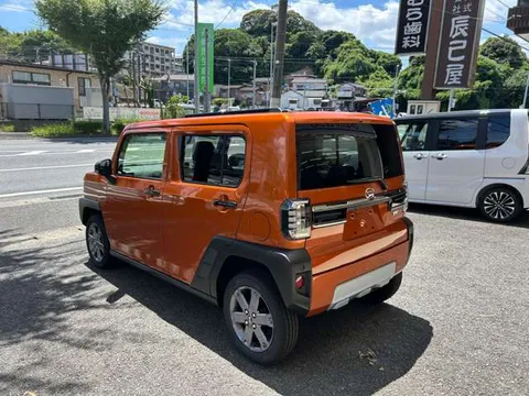 Daihatsu Taft
