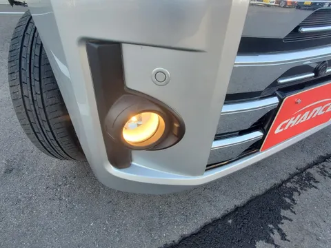 Mitsubishi eK Space Custom