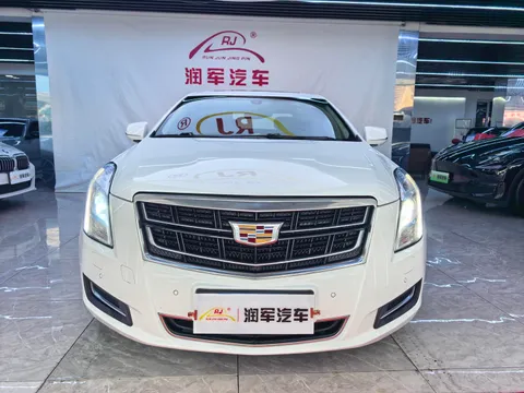 Cadillac XTS