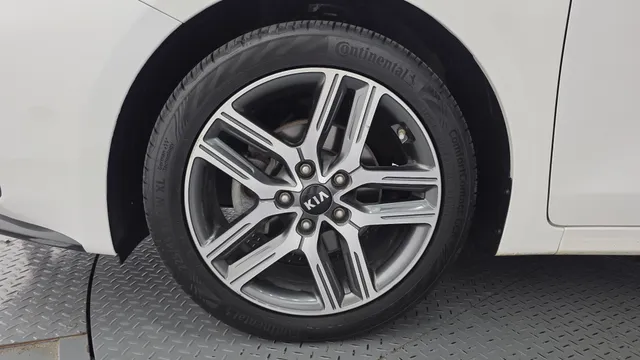 Kia Cerato (K3)