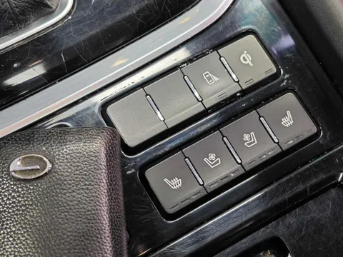 Gac GS8