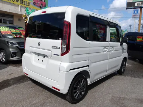 Suzuki Spacia