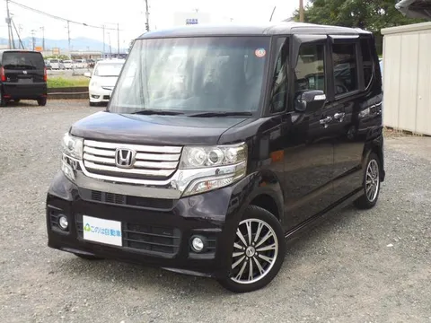 Honda N-BOX Custom