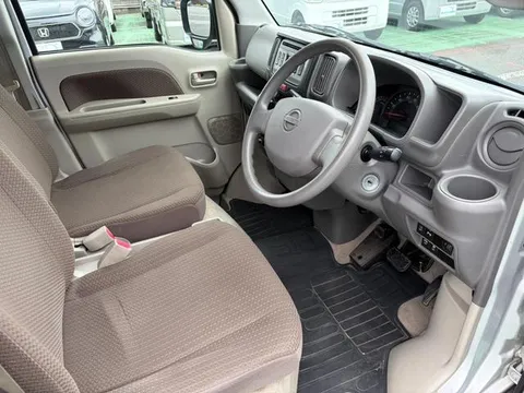 Nissan Clipper