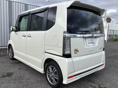 Honda N-BOX Plus Custom