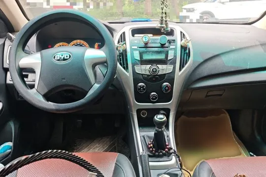BYD F3