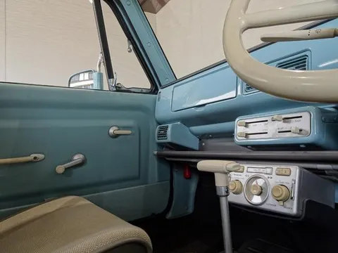 Nissan Pao