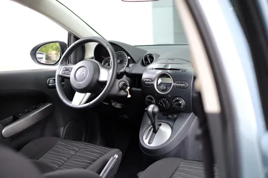 Mazda Mazda 2