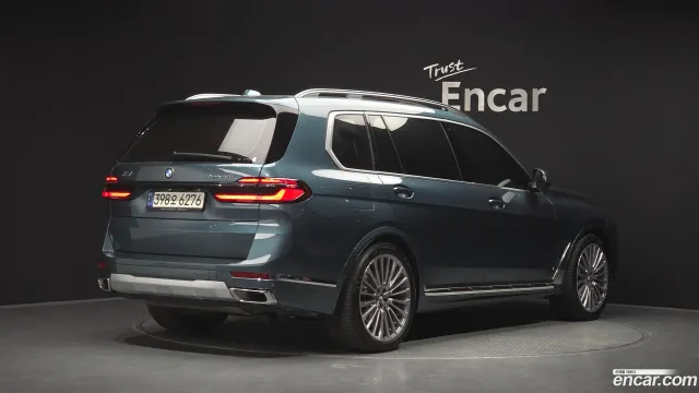 BMW X7