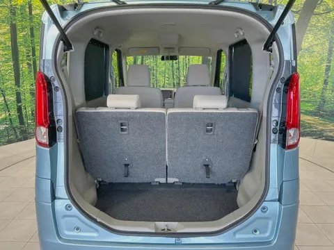 Suzuki Spacia
