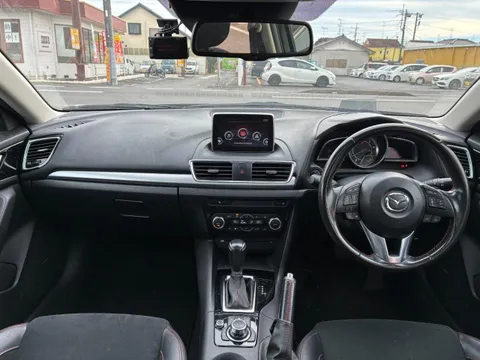 Mazda Axela Sport