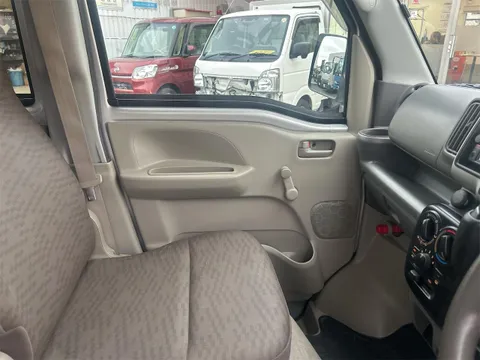 Nissan Clipper