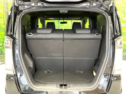 Honda N-BOX Slash