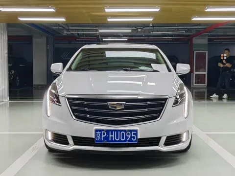 Cadillac XTS