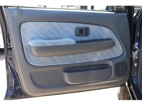 Toyota Hilux Sports Pick Up