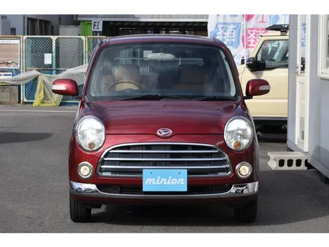 Daihatsu Mira Gino