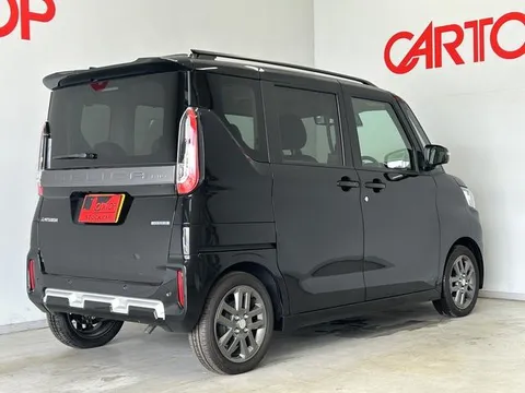Mitsubishi Delica Mini