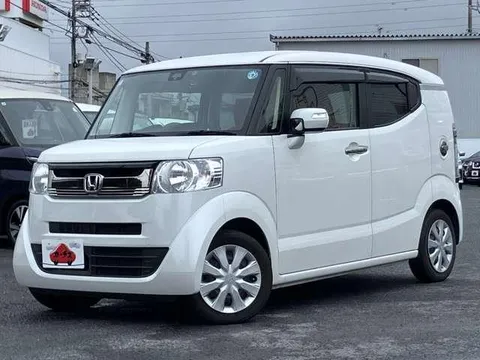 Honda N-BOX Slash