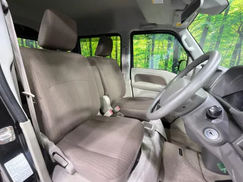 Mitsubishi Minicab Van
