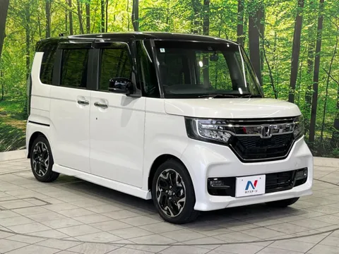 Honda N-BOX Custom