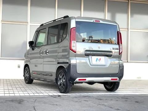 Suzuki Spacia Gear