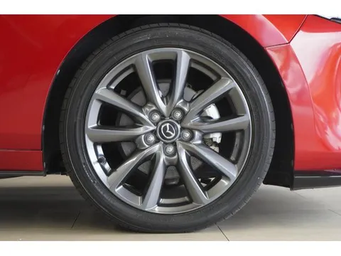 Mazda MAZDA3 Fastback
