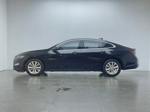 Chevrolet Malibu XL