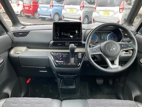 Mitsubishi Delica Mini